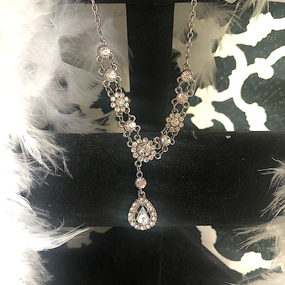 Vintage style necklace